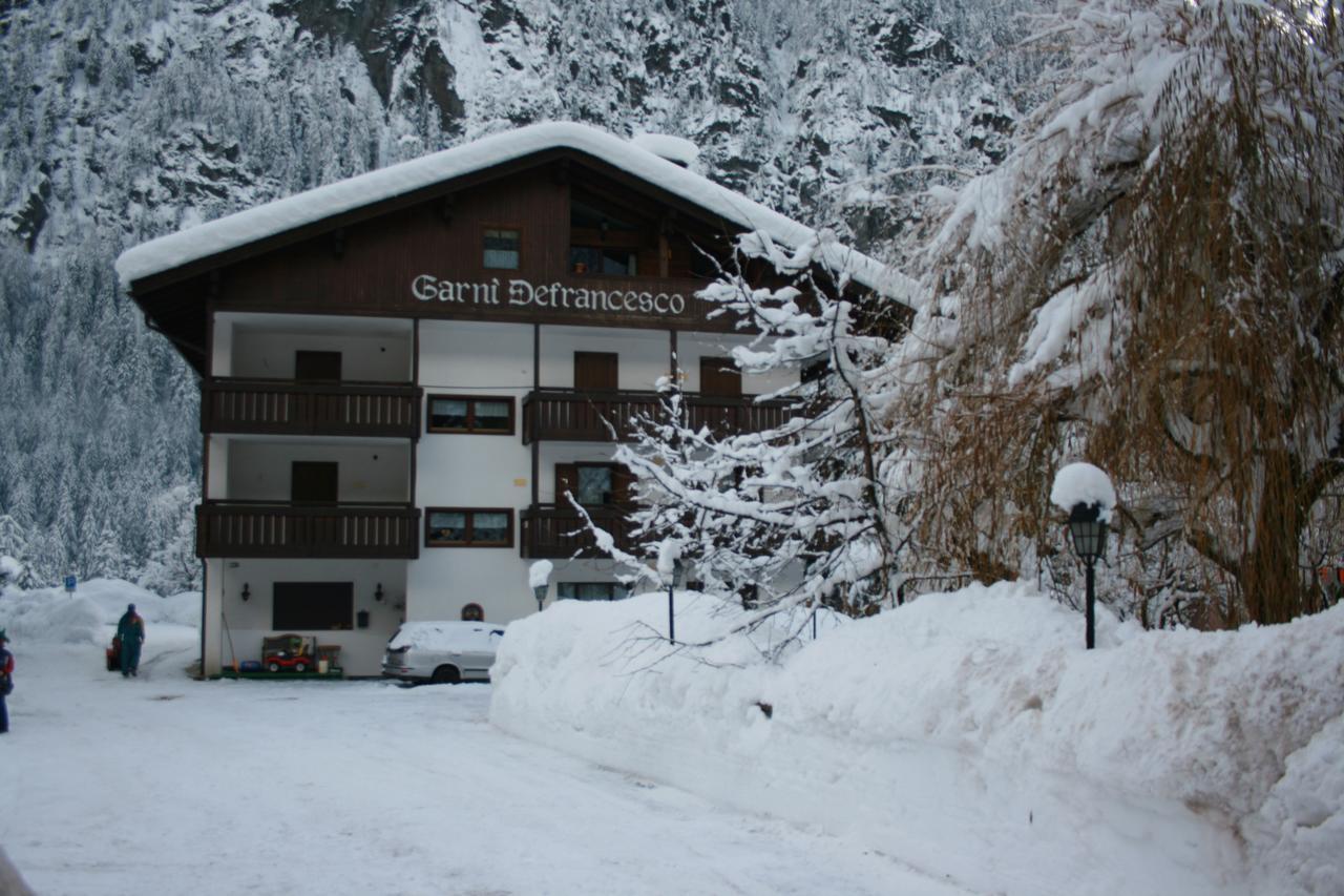 Garni Defrancesco Campitello di Fassa Exterior foto